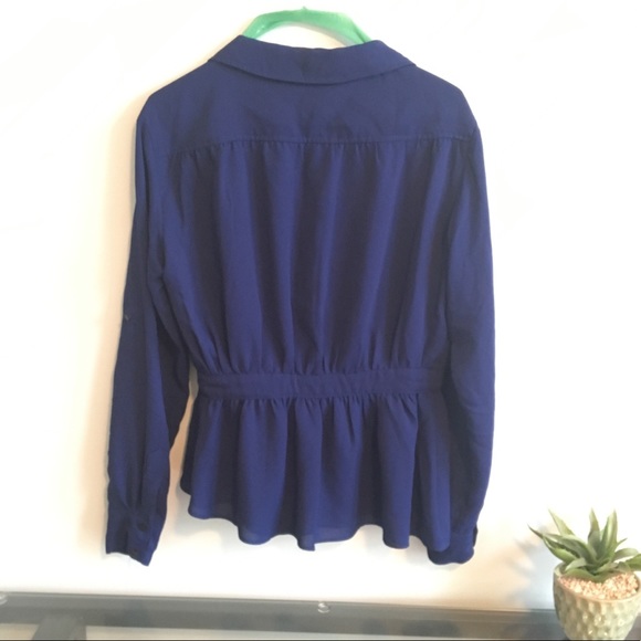 BCBG wrap blouse - Picture 4 of 8